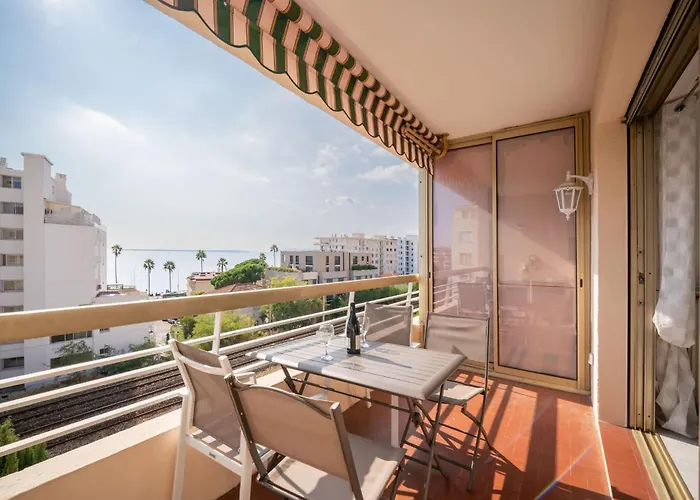 Bel Azur * אנטיב